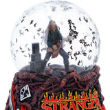 Stranger Things Schneekugel Eddie's Sacrifice 14 cm