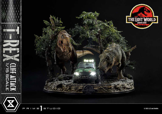 Jurassic World: The Lost World Statue 1/15 T-Rex Cliff Attack 53 cm