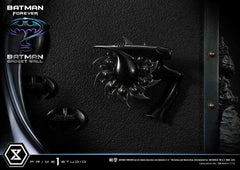 Batman Forever Museum Masterline Series Diorama 1/3 Batman Gadget Wall 49 cm