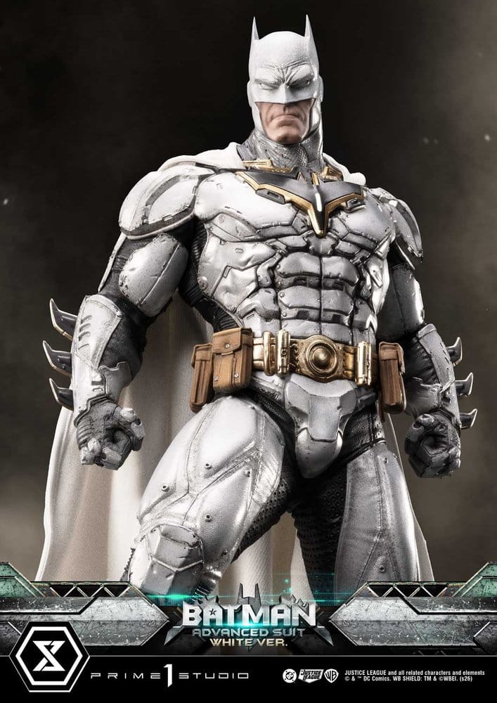 DC Comics Ultimate Museum Masterline Statue Batman Advanced Suit White Version (Design By Josh Nizzi) 51 cm