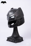 Justice League Replik 1/1 Batman v Superman: Dawn of Justice Armored Batman Helmet 50 cm