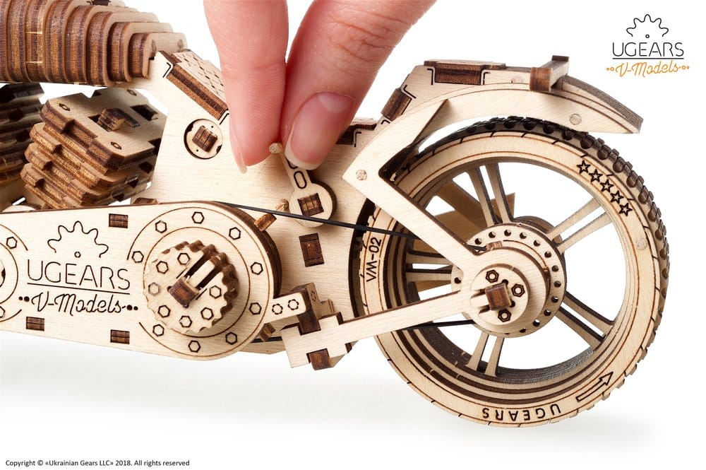 Ugears Modellbausatz aus Holz Motorrad VM-02