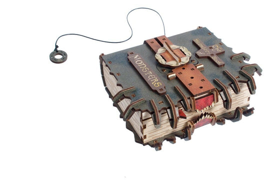 Harry Potter Modellbausatz aus Holz Das Monsterbuch der Monster