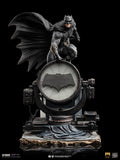 Zack Snyder's Justice League Deluxe Art Scale Statue 1/10 Batman on Batsignal 28 cm - Smalltinytoystore