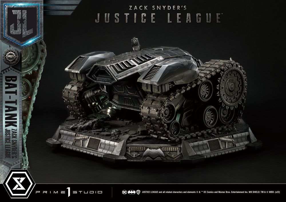 Zack Snyder's Justice League Museum Masterline Diorama Bat-Tank 36 cm - Smalltinytoystore