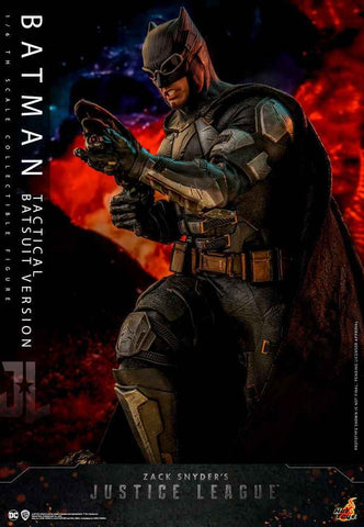 Zack Snyder`s Justice League 1/6 Batman (Tactical Batsuit Version) 33 cm - Smalltinytoystore