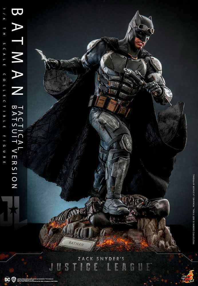 Zack Snyder`s Justice League 1/6 Batman (Tactical Batsuit Version) 33 cm - Smalltinytoystore