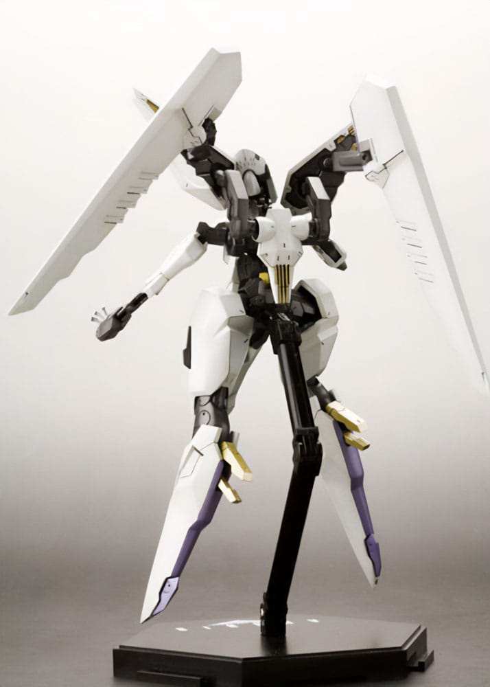 Zone of the Enders The 2nd Runner Plastic Model Kit Vic Viper 18 cm - Smalltinytoystore